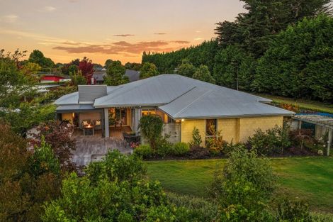 Photo of property in 28 Wilkinsons Road, Harewood, Christchurch, 8051