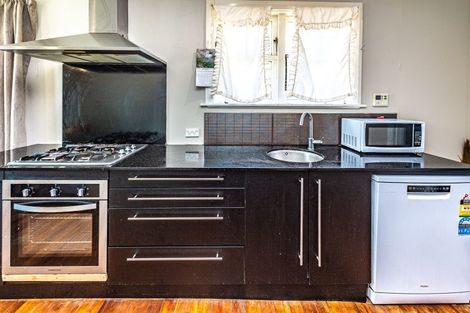 Photo of property in 5 Deem Place, Tawhero, Whanganui, 4501