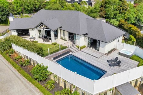 Photo of property in 23 Meteor Place, Schnapper Rock, Auckland, 0632