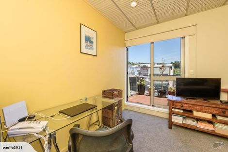 Photo of property in 5/17 Adelaide Road, Mount Cook, Wellington, 6021