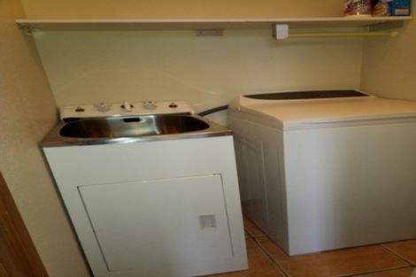 Photo of property in 30 Bayview Place, Cass Bay, Lyttelton, 8082