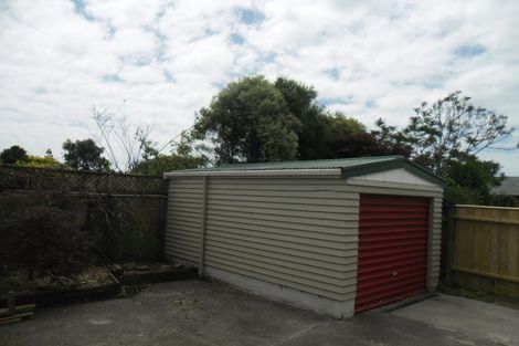 Photo of property in 2-4 Walton Avenue, Waikanae, 5036