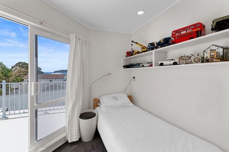 Photo of property in 4 Claxton Avenue, Pauanui, Hikuai, 3579