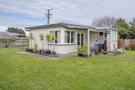 Photo of property in 260 Rangiuru Road, Otaki, 5512