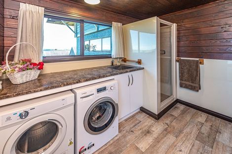 Photo of property in 22 Shakespeare Road, Bastia Hill, Whanganui, 4500