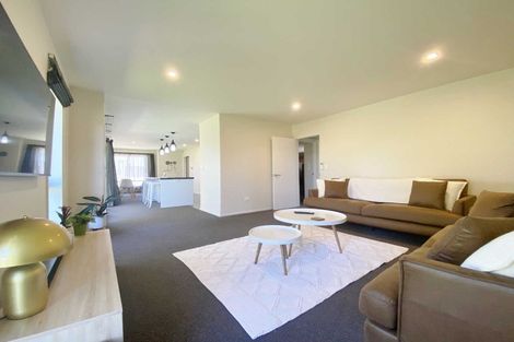 Photo of property in 17 Dynes Road, Rolleston, 7615