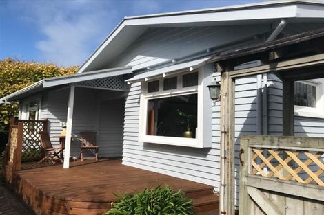 Photo of property in 107 Belt Road, New Plymouth, 4310