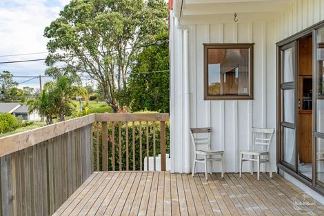 Photo of property in 37 Whaka Street, Maungaturoto, 0520