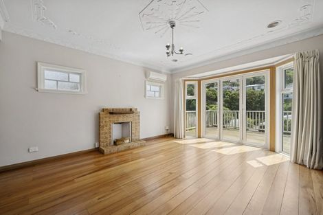 Photo of property in 144 Newlands Road, Newlands, Wellington, 6037