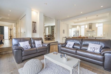 Photo of property in 26 Bluefin Way, West Harbour, Auckland, 0618