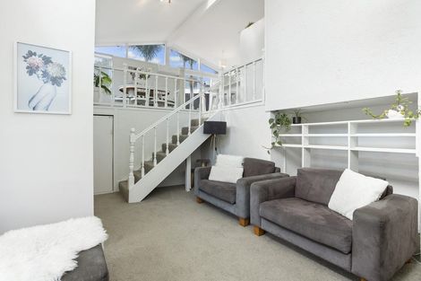 Photo of property in 202 Verbena Road, Birkdale, Auckland, 0626