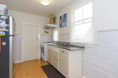 Photo of property in 4 Millar Street, Roslyn, Palmerston North, 4414