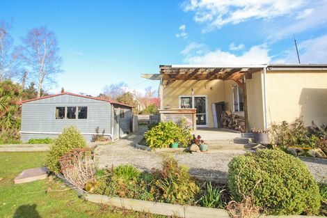 Photo of property in 2 Ord Street, Herbert, Oamaru, 9495