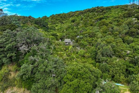 Photo of property in 215k Awaawaroa Bay, Waiheke Island, 1971