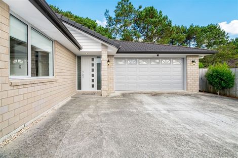 Photo of property in 127 Rangeview Road, Sunnyvale, Auckland, 0612