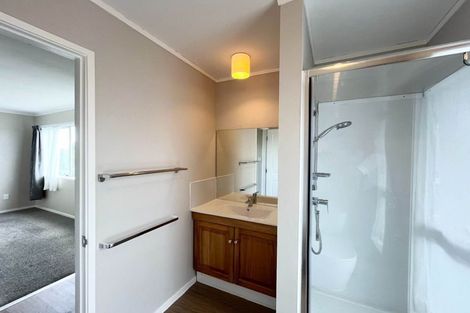 Photo of property in 2/15 Summermist Drive, Northpark, Auckland, 2013