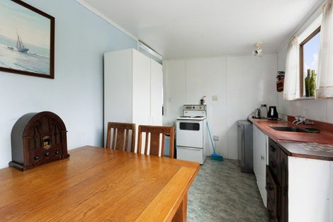 Photo of property in 32 Wallnutt Avenue, Waihi Beach, 3611