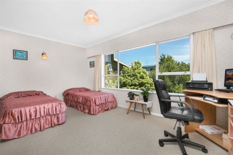 Photo of property in 25 Realm Place, Massey, Auckland, 0614