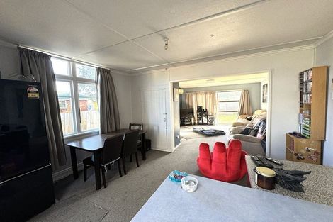 Photo of property in 105 Clyde Street, Balclutha, 9230