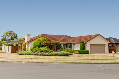 Photo of property in 31 Inverness Drive, Pyes Pa, Tauranga, 3112