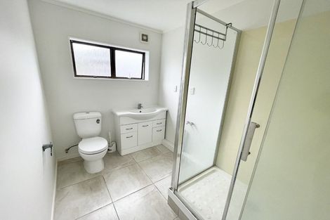 Photo of property in 79 Sturges Road, Henderson, Auckland, 0612