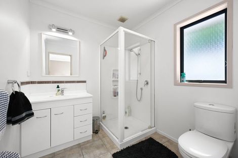 Photo of property in 34 Nielsen Gardens, Rototuna, Hamilton, 3210