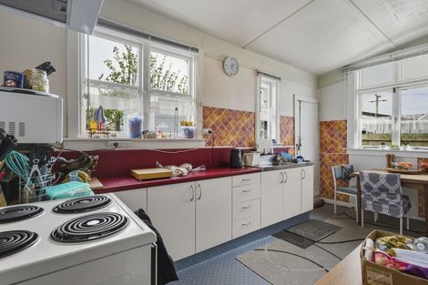 Photo of property in 19 Prendergast Street, South Dunedin, Dunedin, 9012