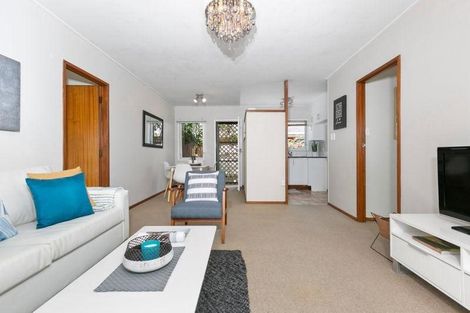 Photo of property in 3/25 Kitchener Road, Takapuna, Auckland, 0622