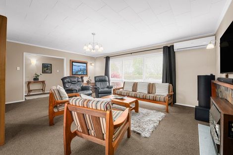 Photo of property in 46 Chedworth Avenue, Chedworth, Hamilton, 3210