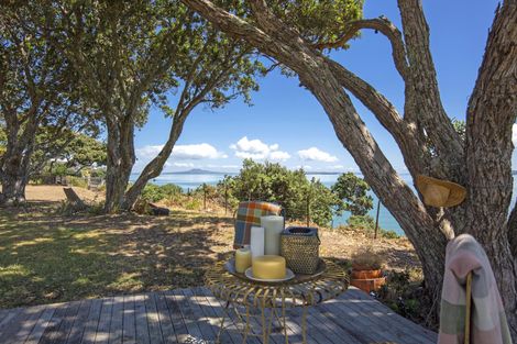 Photo of property in 9 Pohutukawa Road, Beachlands, Auckland, 2018