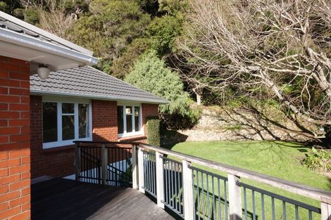 Photo of property in 231 Whites Line East, Waiwhetu, Lower Hutt, 5010