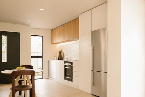 Photo of property in 21 Derwent Street, Island Bay, Wellington, 6023