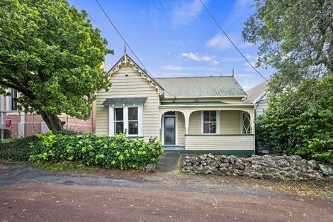 Photo of property in 24 St Marys Road, Saint Marys Bay, Auckland, 1011