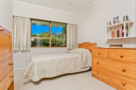 Photo of property in 2/4 Nea Place, Hillcrest, Auckland, 0627