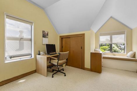 Photo of property in 16 Melva Street, Dinsdale, Hamilton, 3204