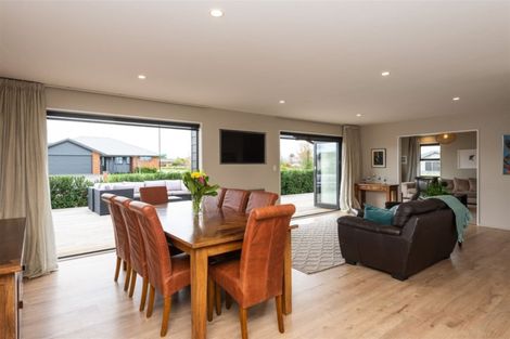 Photo of property in 26 Watkins Drive, Rangiora, 7400