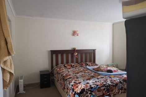 Photo of property in 14 Nykki Place, Papakura, 2110