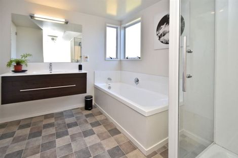 Photo of property in 3/251 Memorial Avenue, Burnside, Christchurch, 8053