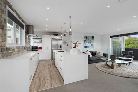 Photo of property in 1/467 Beach Road, Murrays Bay, Auckland, 0630