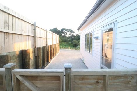 Photo of property in 8a Albany Highway, Greenhithe, Auckland, 0632