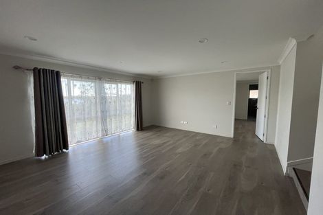 Photo of property in 9 Mclachlan Way, Pokeno, 2471