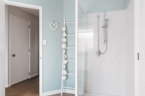 Photo of property in 5 Maggie Place, Ohauiti, Tauranga, 3112