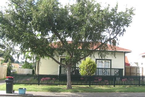 Photo of property in 34 Lippiatt Road, Otahuhu, Auckland, 1062