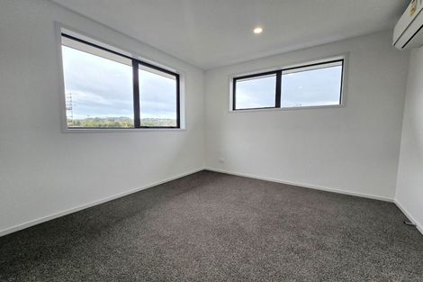 Photo of property in 16 Reiman Street, New Lynn, Auckland, 0600