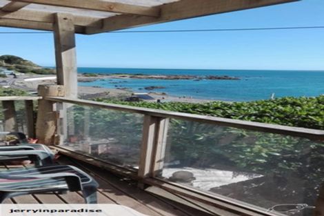 Photo of property in 3/48 Owhiro Bay Parade, Owhiro Bay, Wellington, 6023