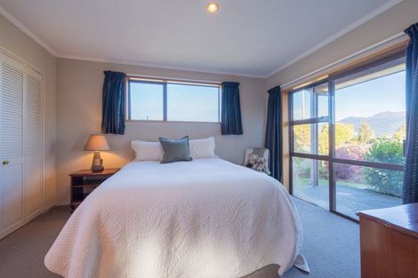 Photo of property in 17 Bowen Street, Te Anau, 9600
