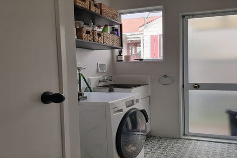 Photo of property in 34 Hassan Drive, Massey, Auckland, 0614