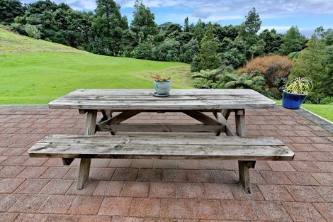 Photo of property in 278 Forest Hill Road, Waiatarua, Auckland, 0612