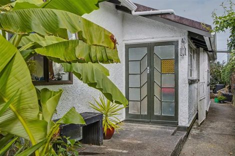 Photo of property in 298 Palmerston Street, Westport, 7825