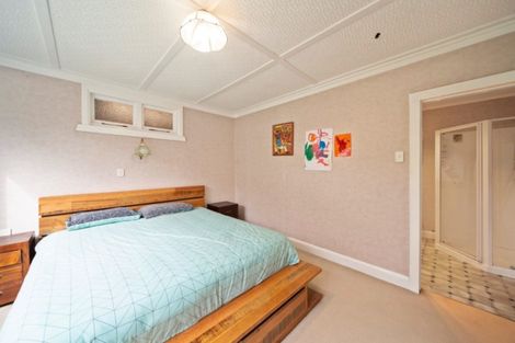 Photo of property in 43 Waihi Road, Hawera, 4610